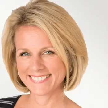 Linda Gesell Headshot