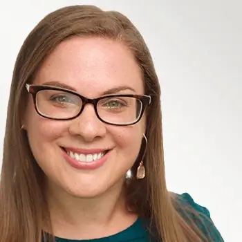 Theresa Rilli Headshot